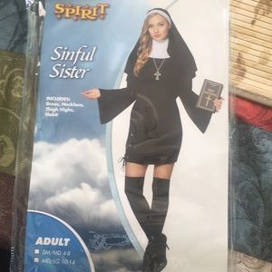 Nun costume